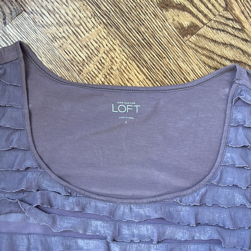LOFT Ruffle Tank Top - Picture 2 of 4